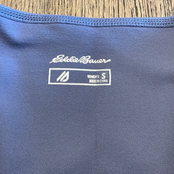 NWT Eddie Bauer Movement Lux High Rise Capri Small Navy - Picture 4 of 4